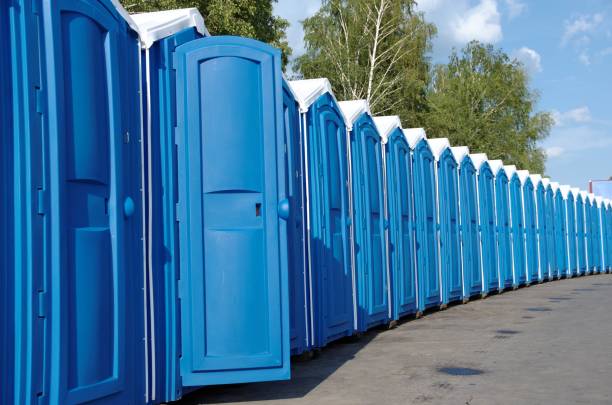 Best Portable restroom trailer rental  in Batesville, AR